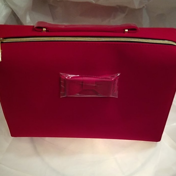 Estee Lauder Makeup - Picture 2 of 8